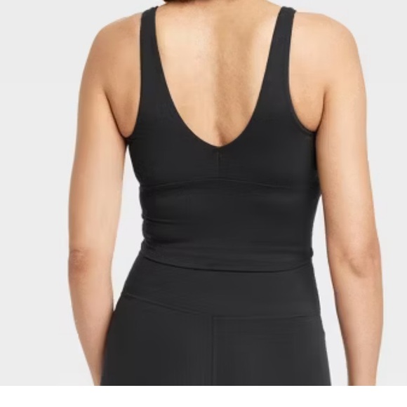 NWT All In Motion Black Flex V-Neck Cropped Sports Bra Size 3X - Picture 16 of 16